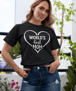 WORLD'S best MOM T-shirt, perfect for Mother's Day and gift ideas.