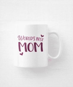 World's best mom mug, personalized gift, Mother's Day, unique mom coffee cup, gift for mom, heartfelt gift, T-shirtplease.com.