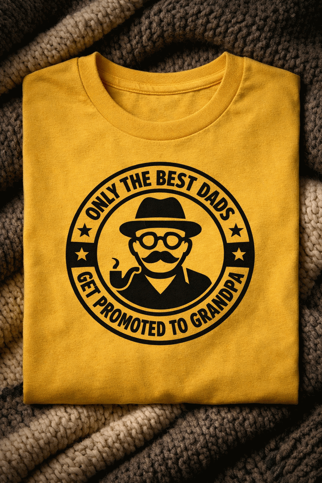 T-shirt for grandpas with the slogan Only The Best Dads Get Promoted To Grandpa